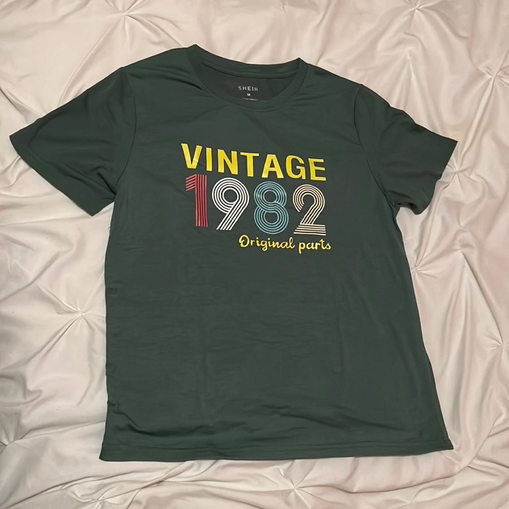 SHEIN T-Shirt